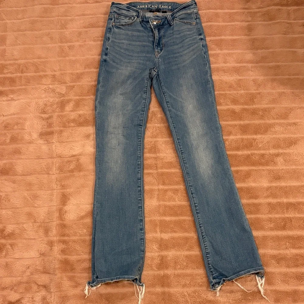American Eagle Outfitters Women's High Rise Skinny Kick Jeans size 00 Short - Picture 2 of 6